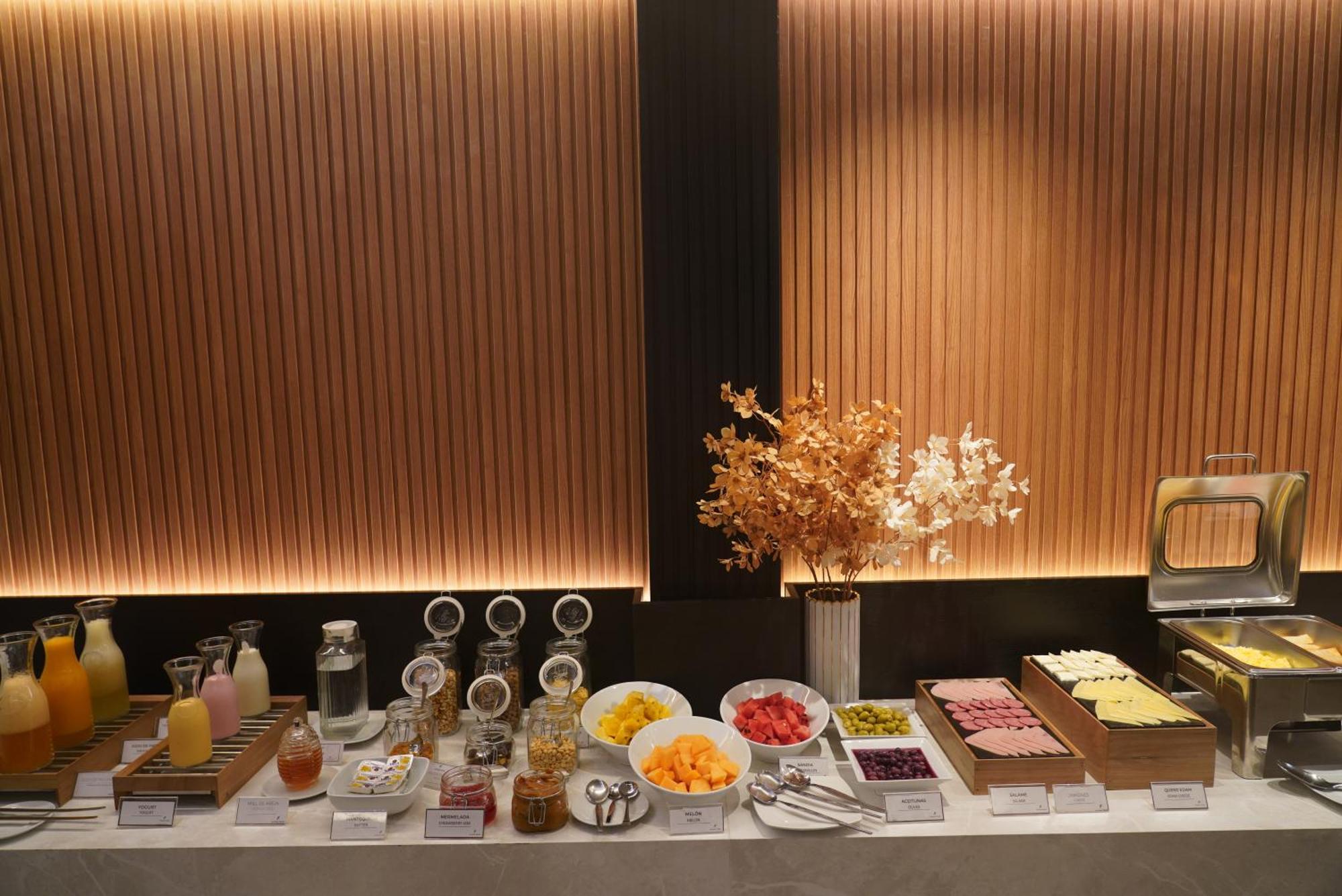 Hotel Ferre Miraflores Lima Kültér fotó