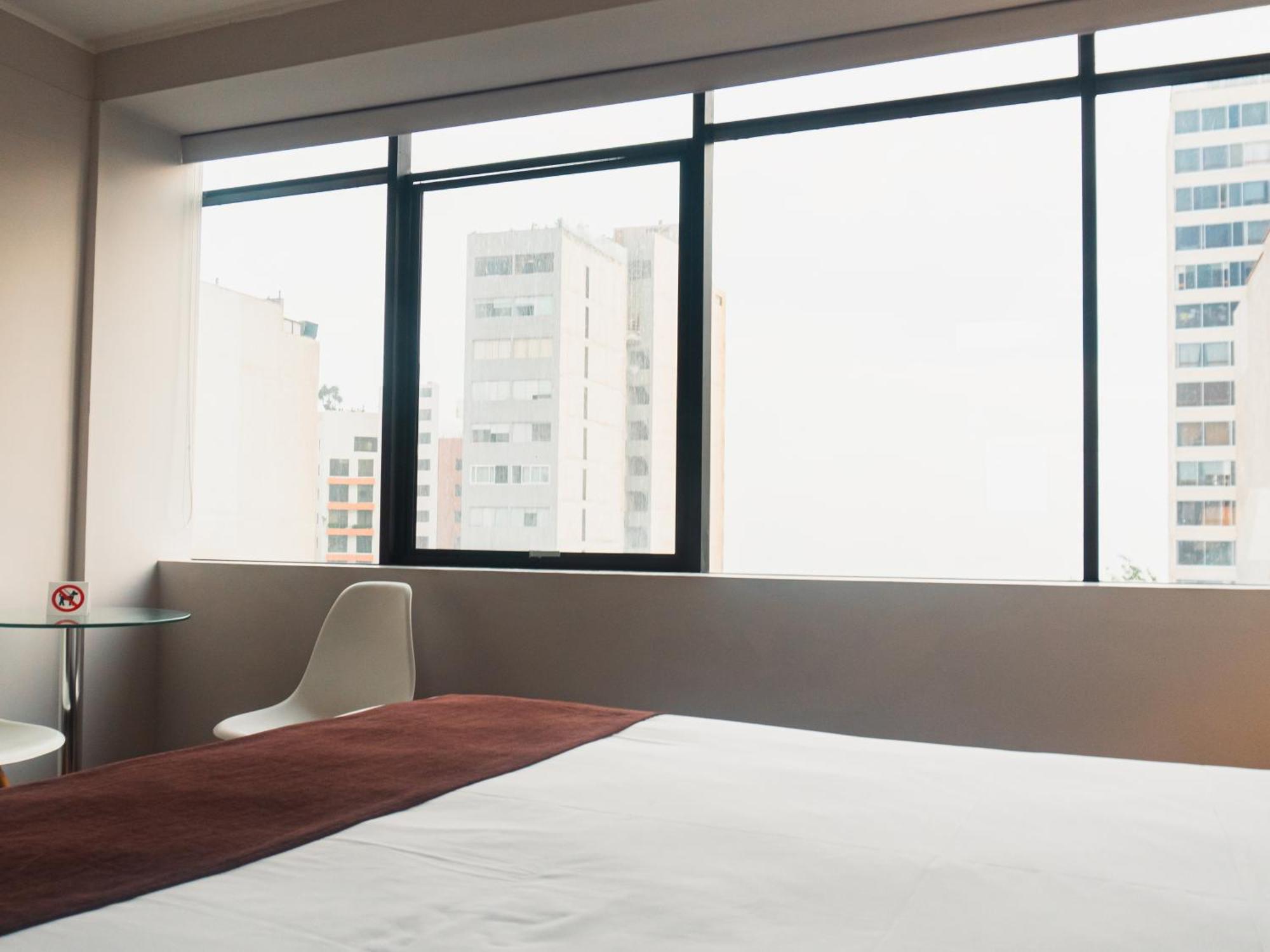 Hotel Ferre Miraflores Lima Kültér fotó